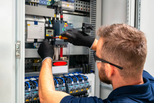 Best Licensed Electrician  in Newton, MS